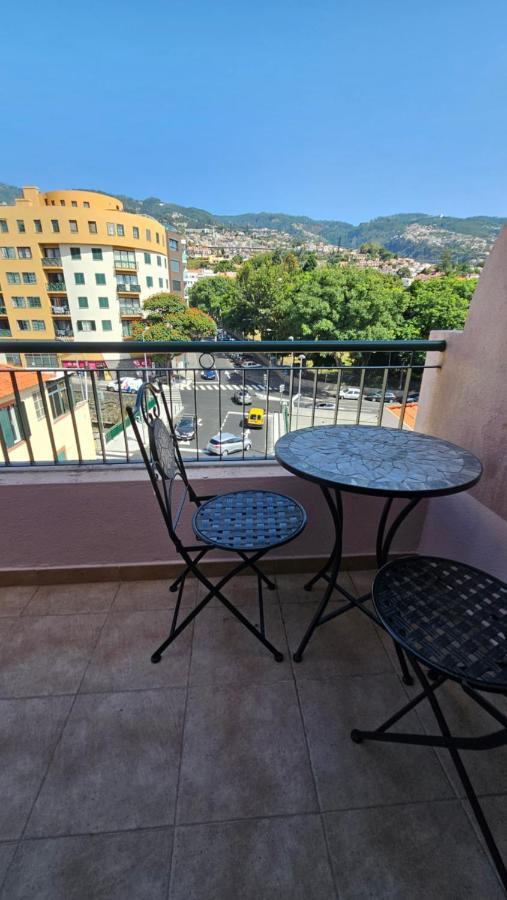 Garden And Seaview Apartment - Free Parking Funchal  Exterior photo