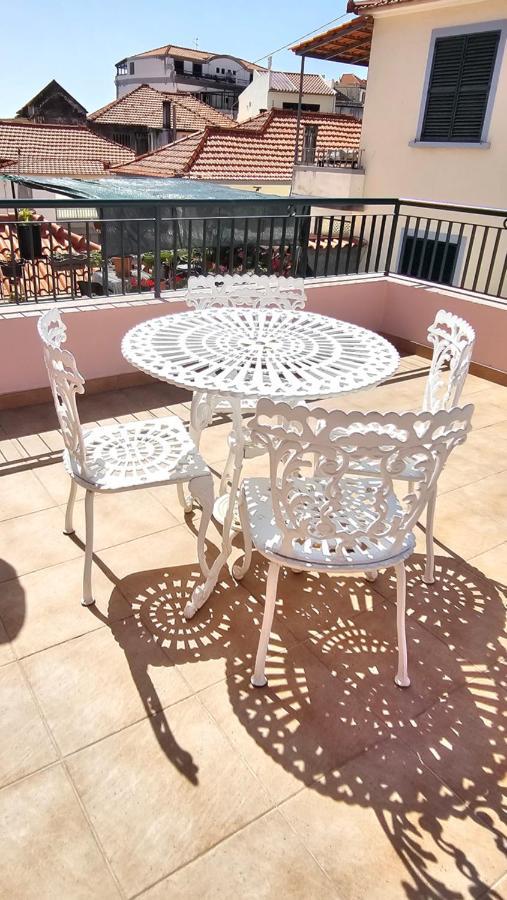 Garden And Seaview Apartment - Free Parking Funchal  Exterior photo